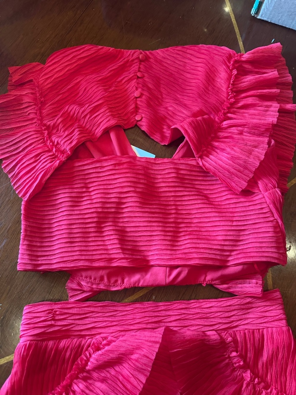 NWT Lena red Ruffled Two-Piece Set - Picture 4 of 6